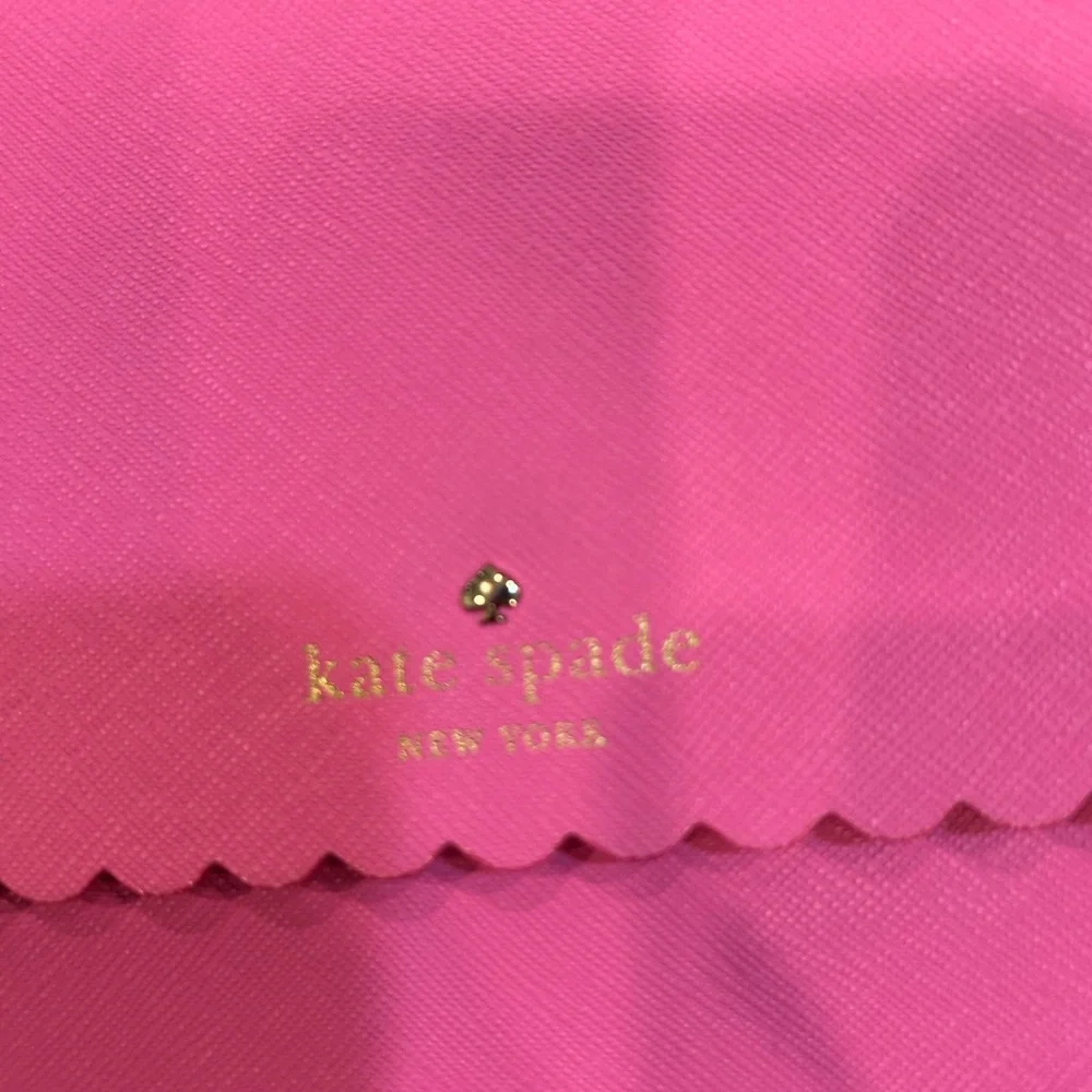 Kate Spade Pink Scallop Edge Crossbody - Picture 5 of 7